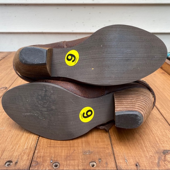 SOLD ⭐️Not rated beaded cowboy style booties 9 - Picture 10 of 12